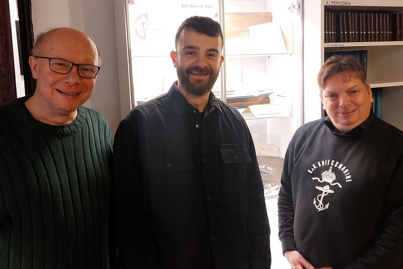 File:Argyrios Sakorafas im KMA.jpg